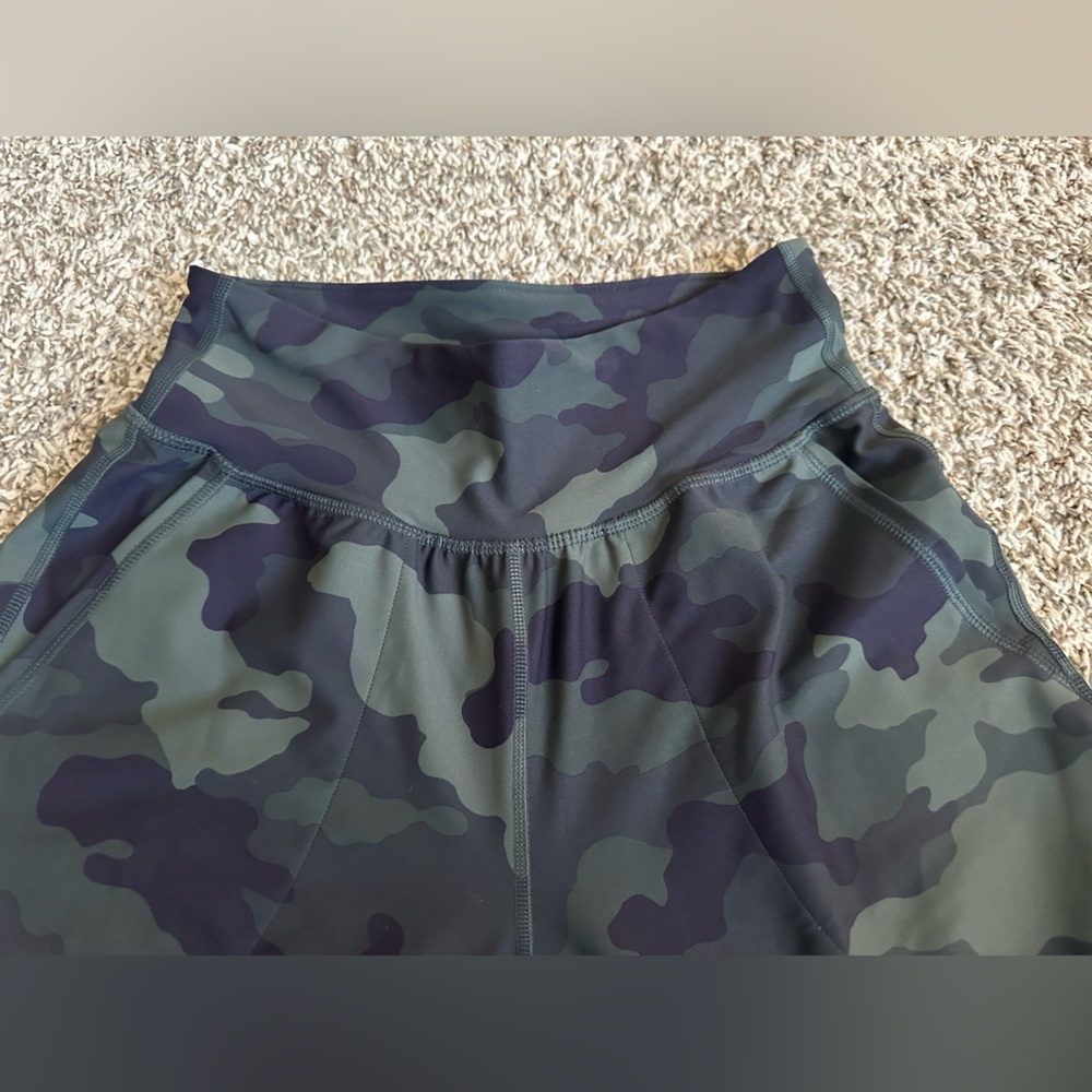 Old Navy High-Waisted PowerSoft leggings - Picture 2 of 4